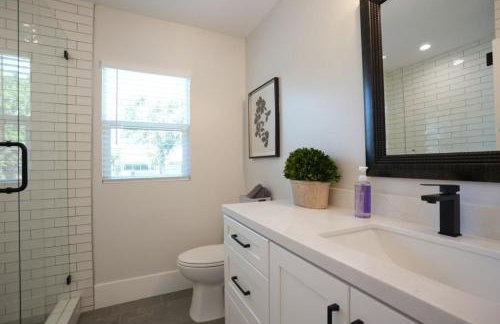 Beautiful Home with 4 bedroom, 2 bathrooms-full amenities - Foto 107