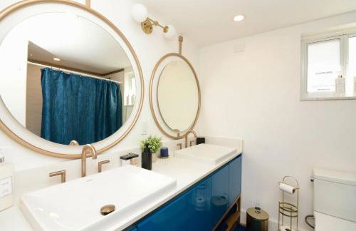 Luxury Oasis Getaway w/pool 15 mins from beach - Foto 24