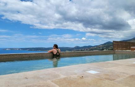 Lorraine's Cottage Style Studios, shared swimming pool and bbq only for guests at Simotata village - Photo 4