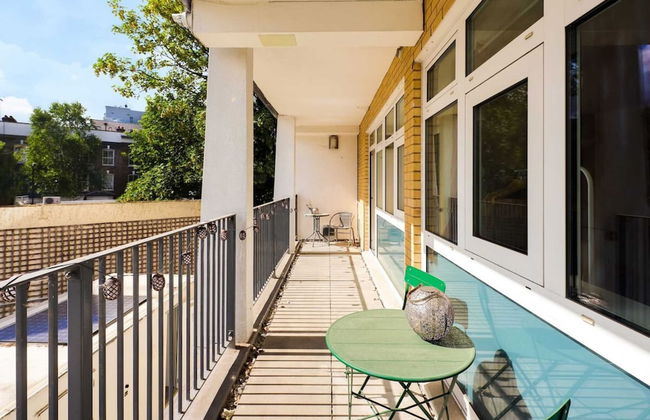 Beautiful & Vibrant 2BD Home w/ Balcony - Hackney! - Foto 11