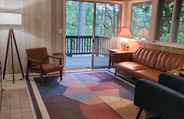 The Crest House- a forested retreat - Foto 27