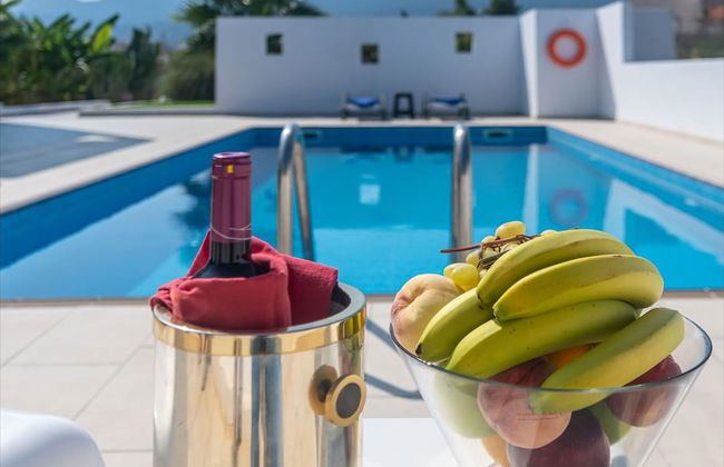 Xenos Villa 5 With a Private Pool Near the sea - Photo 31