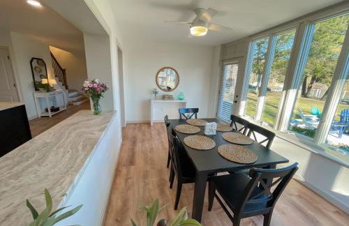 Annapolis Charm Waterfront Getaway Near USNA - FISH & CRAB from your PRIVATE PIER! - Foto 17