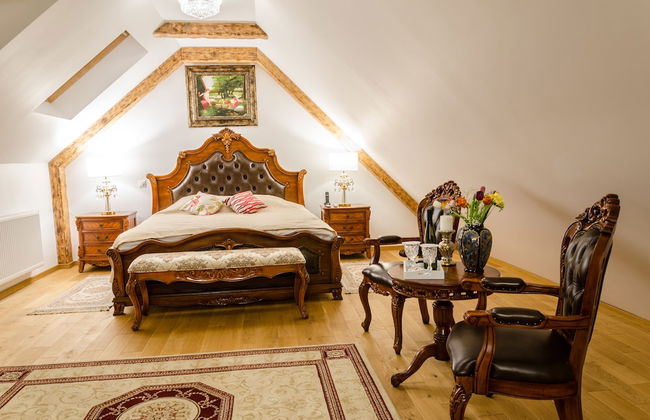 Cetatea Medievala - Foto 1