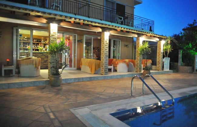 Makis Apartments - Foto 21