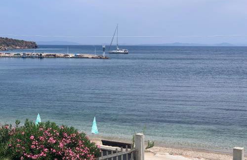 Seafront Apartment - Photo 18