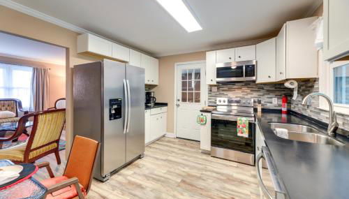 Cozy North Carolina Retreat Near Beaches and Golfing - Foto 3