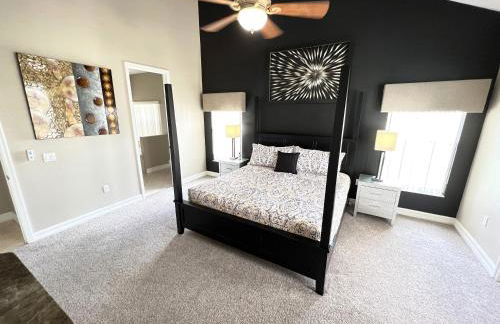 Magical Lakeview 4 Master Suites Pool Hot Tub BBQ Home Theater 2 Miles Disney - Foto 55