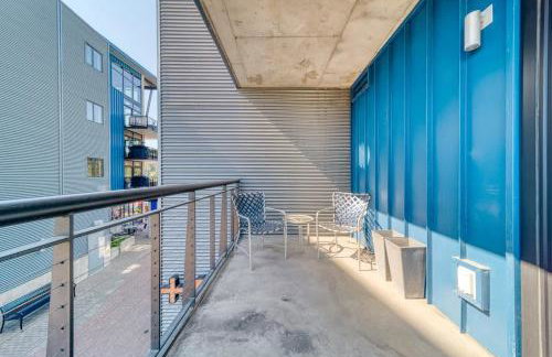 Downtown Condo Above Restaraunts- Free Parking - Foto 17