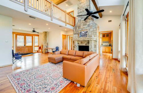 11 Mi to Downtown Denton Spacious Ranch Retreat - Photo 6