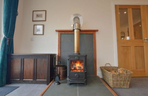 Blackmount House - Photo 6