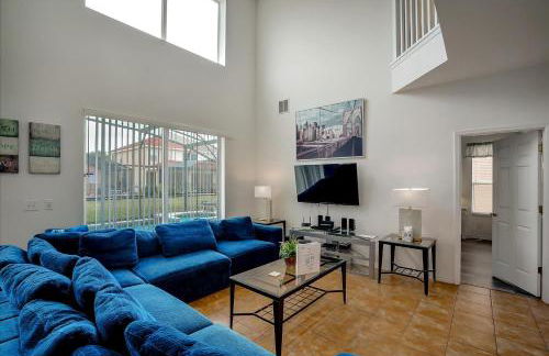 SOLANA 7 Bed Rooms FAMILY VACATION VILLA-Private Pool and SPA - Photo 13