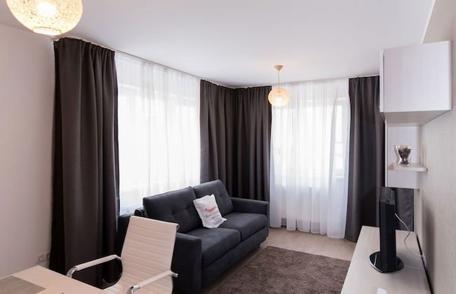 Thomas Apartments - Photo 30