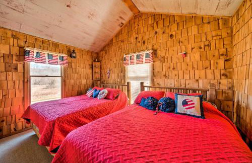 Secluded Spragueville Cabin by ATV Trails and River! - Foto 14