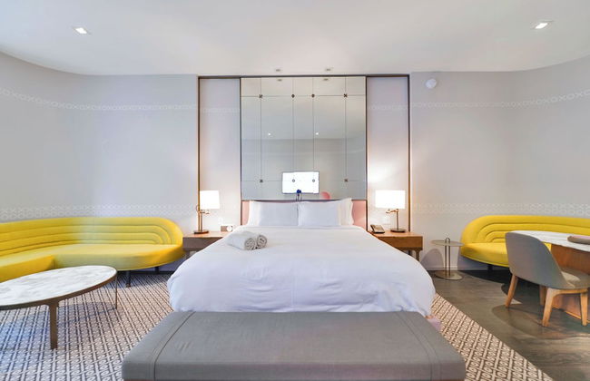 Luxury Suites in Brickell - Photo 14