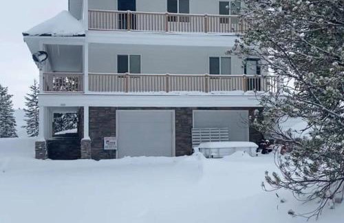 Yellowstone Adventures - Photo 32