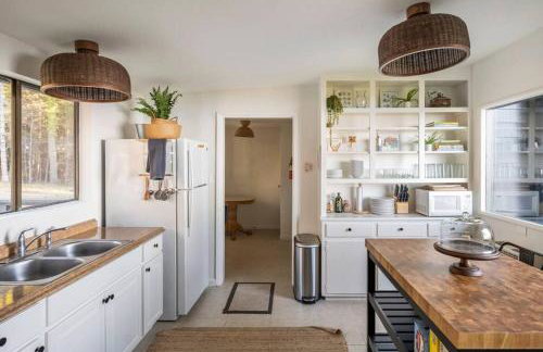 Driftwood Lodge~5 BR/7 Bath~30-acre Private Estate - Foto 2