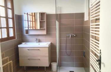 Maison chaleureuse à Langogne avec vue sur montagne - Foto 14