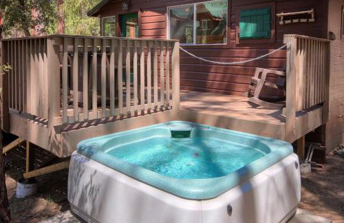Beetlebark Bungalow- Inside Yosemite w/ hot tub EV charging cable - Foto 4
