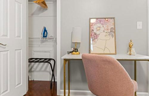 Elegant 5BR Home Sleeps 14 Minutes from DC - Russell - Foto 15