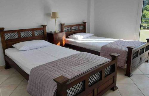 Icaria Great Filling House - Foto 15