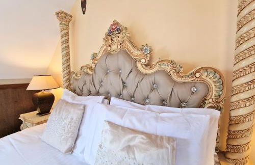 Lbtie Lodge with Two Private Hot Tubs - Fife - Loch Leven - Lomond Hills - Photo 35