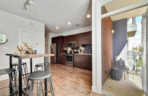 Attractive Cozy Studio Near Downtown Pool Gym - Foto 22