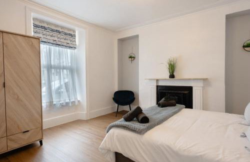 4-Bedroom Coastal Getaway in Pembroke Dock - Foto 23