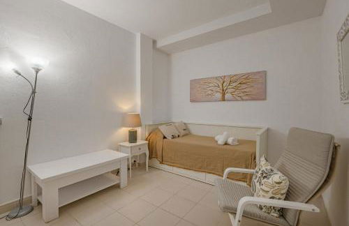 Villa Elisabetta, Luxury Villa with Heated Pool Ocean View in Adeje, Tenerife - Foto 30