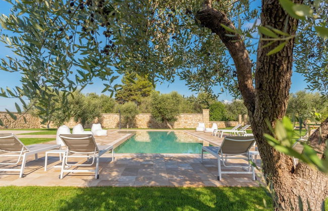 Trullo Meraviglia With Garden And Pool - Photo 10