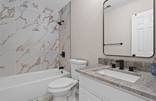 Comfortable 4BR Stay | Room for Everyone - Foto 23