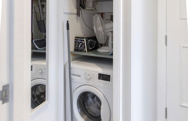 The Grove Apartment With Free on Street Parking - Foto 14