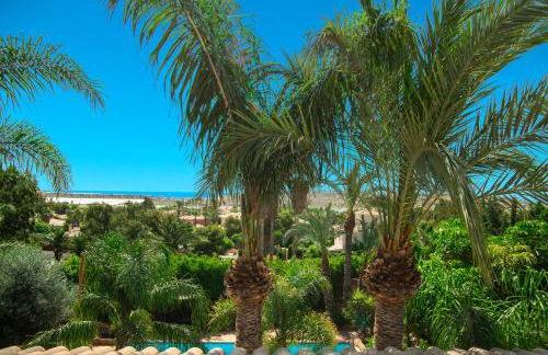 10 Bedroom 5 Star Luxury Villa & Heated Pool for 5 to 28 Guests near Alicante - Foto 13