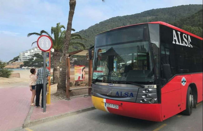 Bus Transfer between Ibiza Airport and Ibiza Town - Photo 4
