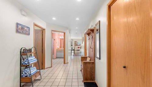 Golf Course View Condo Walk to Town & Pools - Foto 3