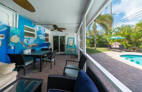 Palm Paradise-Seaside Home w Heated Saltwater Pool - Photo 23