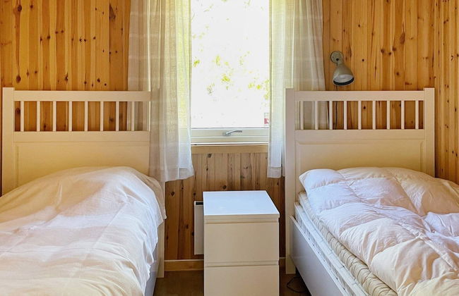 4 Person Holiday Home in Bengtsfors - Photo 2