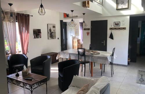 Aux Jardins De La Guyonnière Gîte 2 à 13 personnes - Photo 9