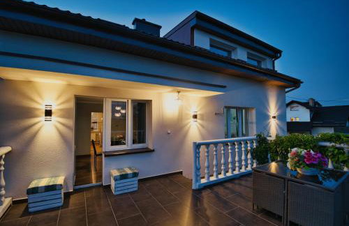 Dom wakacyjny Na Tulipanowej w Chmielnie - Foto 17