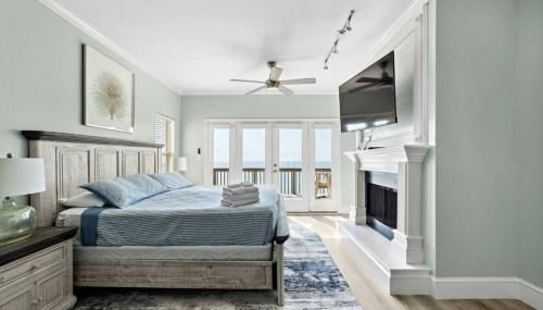 Jaw-dropping bayfront home with panoramic water views, boat slip, and cowboy pool - Foto 5