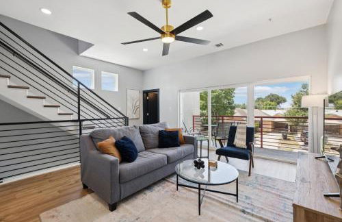 3BR 35BA Rooftop View - Walk to Alamo Dome - Foto 17