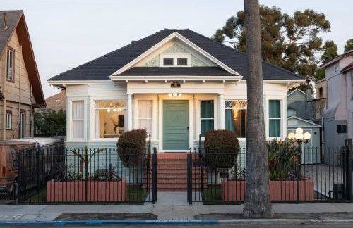 Luxe Victorian Retreat • Walk to Downtown - Foto 4