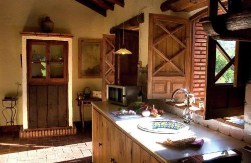 La Zoya, Tranquil Riverside Retreat - Foto 14