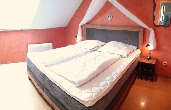 Comfortable Holiday Home Near Vineyards in Bremm - Foto 9