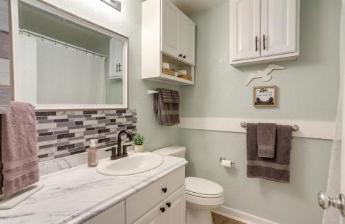 Charming Condo on Lake Erie with Community Pool - Foto 19