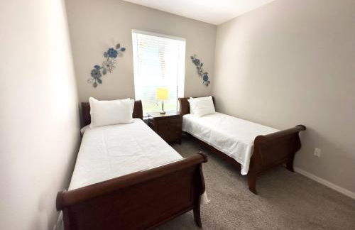 Comfortable Apart 4Bdrm3Bath- 4 miles to Disney - Foto 24