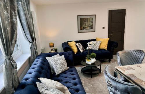 Lux 7 Bedroom residence - Photo 33