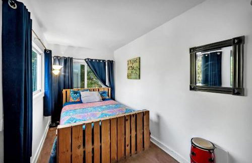 Upcycled Shipping Containers Transformed into a Glamping Home for a Unique Florida Vacation - Foto 26