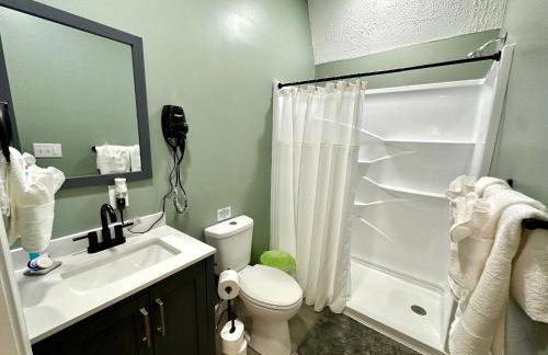 Romantic King Bed, Heart Shaped Hot Tub, Fire Pit - Foto 6