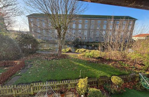 Canal Side Retreat - Foto 37